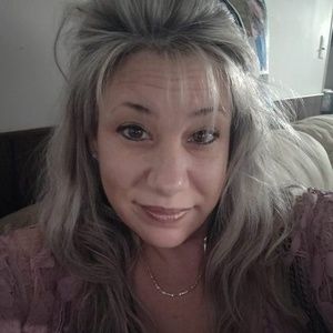 Meet your Posher, Regina